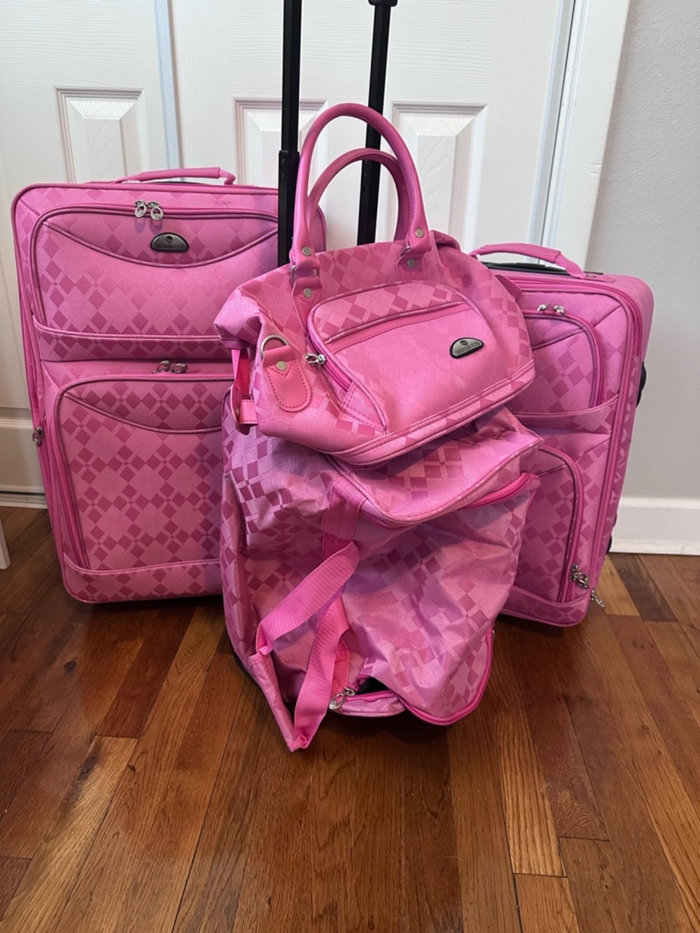 Bright Pink Check Pattern 3-Piece Travel Luggage Set